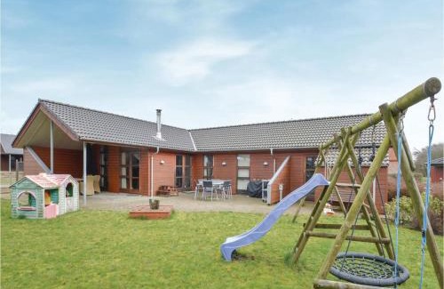 Vinderup Casa | Three-Bedroom Holiday Home In Vinderup