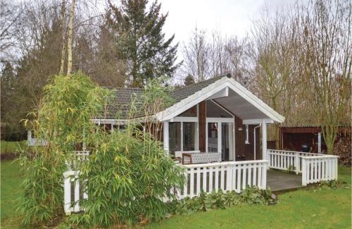 Lundby Casa | Three-Bedroom Holiday Home In Lundby