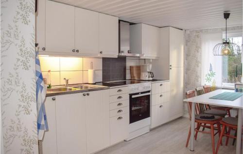 Dio Casa | Three-Bedroom Holiday Home In Dio