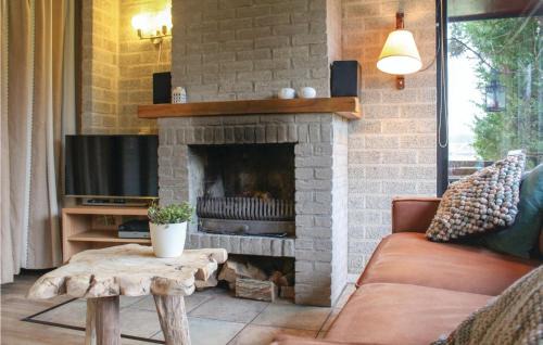 Reutum Casa | Three-Bedroom Holiday Home In Reutum