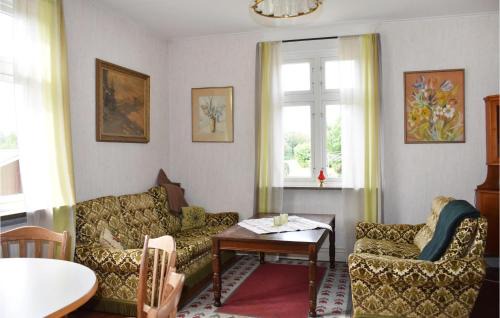 Brakne-Hoby Casa | Three-Bedroom Holiday Home Bräkne-Hoby With A Fireplace 05