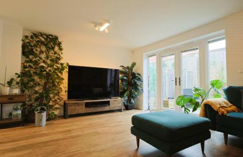 Easton Casa | Three Bedroom House in Easton