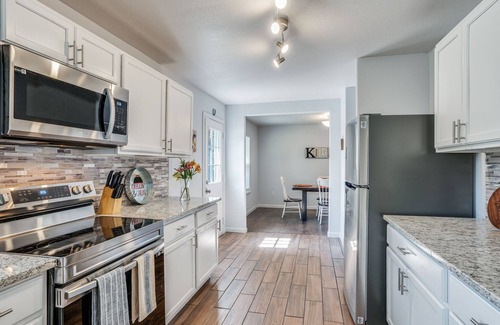 Meadowbrook Casa | Three bedroom house minutes from Ft. Worth and Arlington