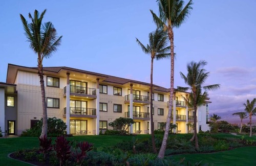 Kihei Villa | Three-Bedroom Premier Penthouse Suite with Ocean View
