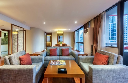 Embassy District Casa | Three Bedroom Residence - an excellent choice for large families