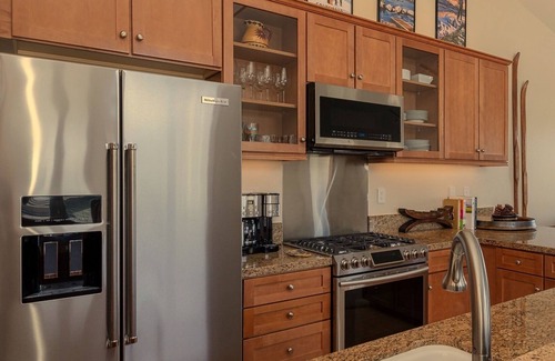 Mammoth Lakes Condominio | ¡Nuevo listado! 3 dormitorios Snowcreek V Condo / Espectacular vista de Mammoth Mountain!