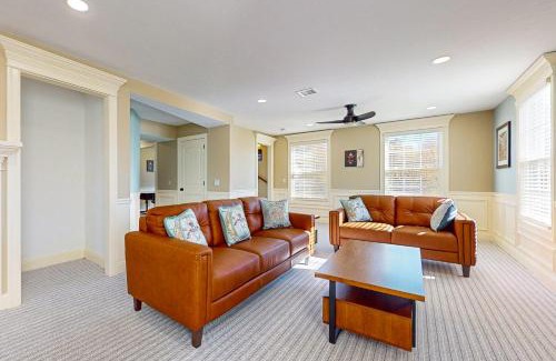 Holyoke Apartamento | Three Bedroom - Victory Residence