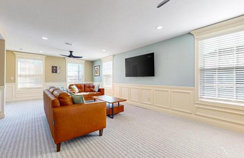 Holyoke Apartamento | Three Bedroom - Victory Residence