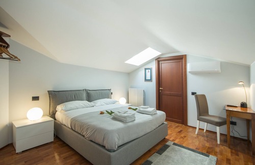Villa Guardia Cama Y Desayuno | Three bedrooms Apartment in a B&B