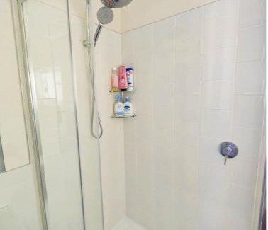 Invermay Casa | Three Bedrooms Hermay Cottage
