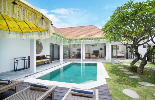 Laksmana Villa | Three bedrooms private Pool at Seminyak walking distance to Beaches