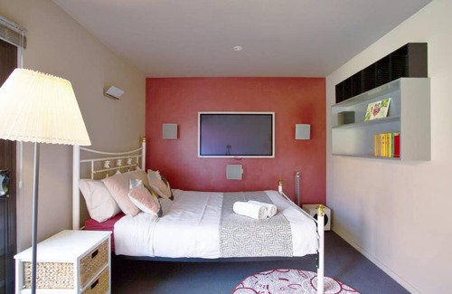 Sullivan's Cove Apartamento | Three bedrooms Unit with free parking