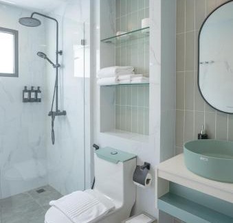 Na Kluea Hotel | Three One East