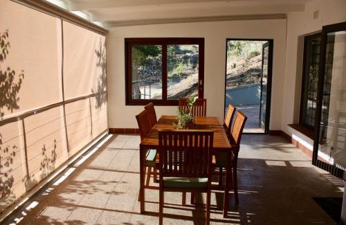 Stellenbosch Casa | Three Pines Cottage on Stark Conde