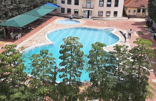Ngara Hotel | Three Rivers Resort Maragua