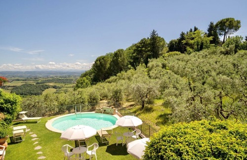 Pancole Apartamento | Three-room apartment sleeps 4 with A.C and Wifi