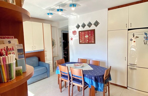 La Maddalena Apartamento | Three-room apartment 5 min from the sea + private parking space