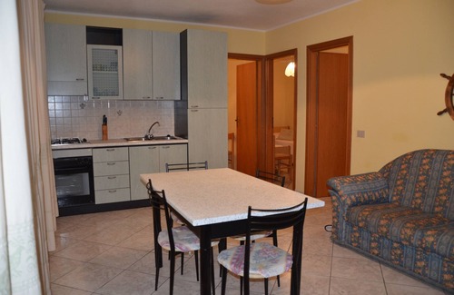 San Giovanni Apartamento | Apartamento de tres habitaciones a 120 metros del mar de San Giovanni di Posada Nuoro Cerdeña Italia