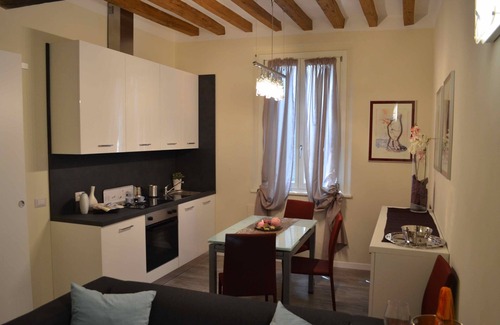 Parma City Centre Apartamento | Tres piezas Corazón de Parma