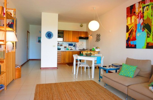 San Teodoro Apartamento | Apartamento de tres habitaciones, jardín con vistas al mar, a 200 metros de Salina Bamba y a 800 metros de Cala Brandinchi.