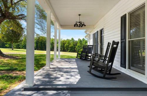 Chattahoochee Hills Casa | Three Silos Farm -Chatt Hills (NEW & Pet Friendly)