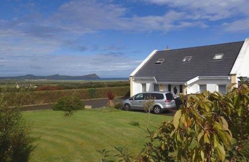 Bothar Bui Casa | Three Sisters Holiday Home - 7km to Dingle