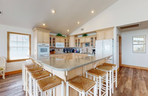 Hatteras Casa | Three-story beachfront home with private pool, hot tub, decks, & ocean views