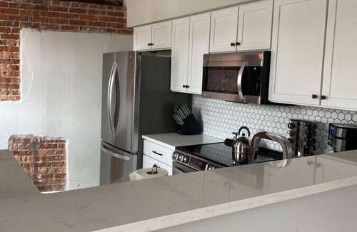 Jonesville Apartamento | Three Trails · Unit 1 | RoofDeck/Historic/WineCountry