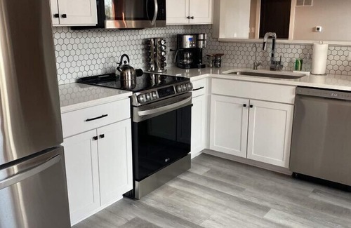 Jonesville Apartamento | Three Trails · Unit 1 | RoofDeck/Historic/WineCountry