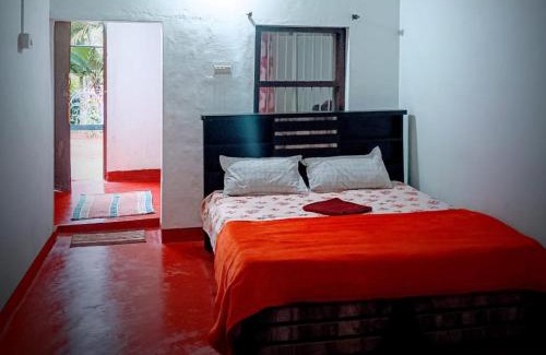 Stuart Hill Casa | Three ways homestay