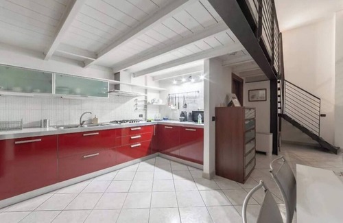 Porta Genova Casa | Throat House