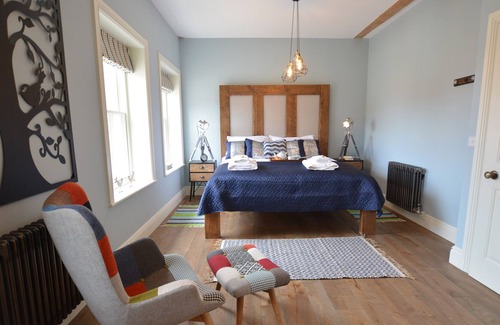 Blythburgh Cabaña | THYMBLETHORPE, BLYTHVIEW, pet friendly, with pool in Reydon