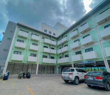 Minglanilla Apartamento | Thyme Residences T129 Corner Unit