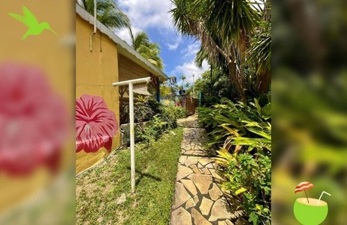 Sainte-Anne Casa | Ti Bwa Carbet Cosy Semi-Exterior: Bungalow Carbet