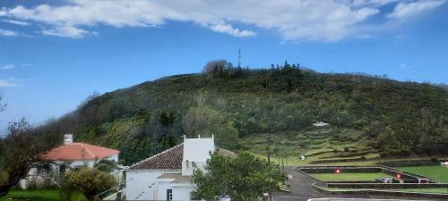 Angra do Heroismo Casa | Ti Chôa - Casa da Praça