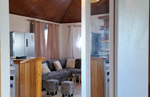 Plateau Goyave Apartamento | Ti Charette vacation rental with swimming pool