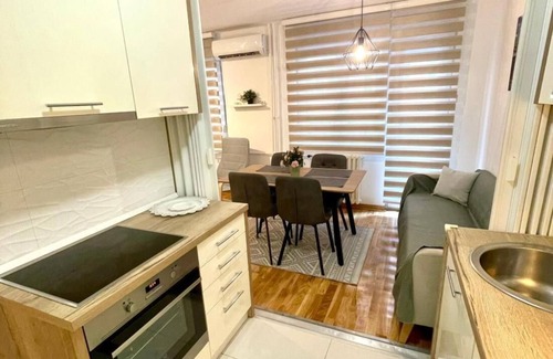 Vracar Apartamento | Tiara Vracar Apartment