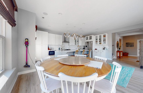 Frankford Casa | Tidal Walk home with pond views, outdoor pool, decks, fast WiFi, & bikes