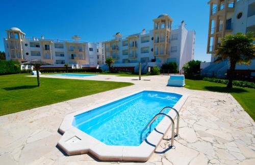 Nazare Apartamento | Tide - 3 bedroom apartment within beautiful Nazaré complex