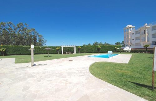Nazare Apartamento | Tide - 3 bedroom apartment within beautiful Nazaré complex