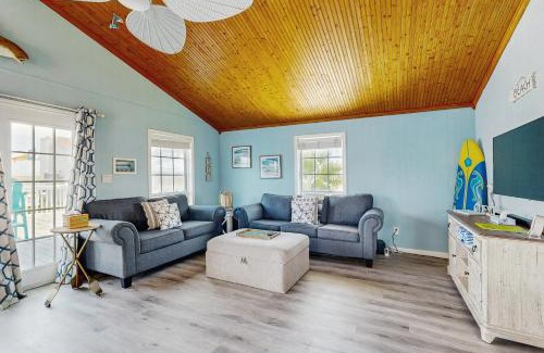 Jamaica Beach Casa | Tide Retreat