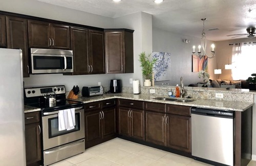 Florida Central Atlantic Coast Cabaña | Tideview 166 · NEW Ultra Modern & Super Clean 3 Full Suites