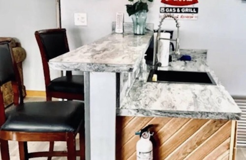 Tidioute Casa | TIDIOUTE WHISKER BISCUIT-ALLEGHENY RIVER VIEW WITH ACCESS