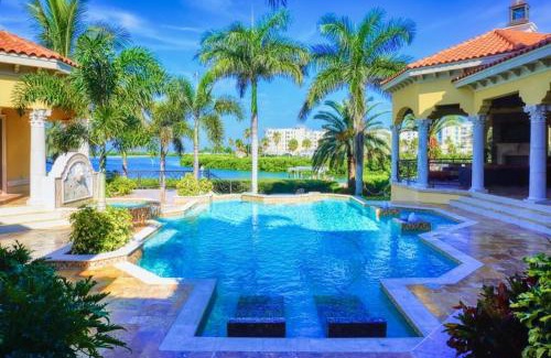 Tierra Verde Casa | Tierra Verde St Petersburg Waterfront Mansion Estate 5BdRm