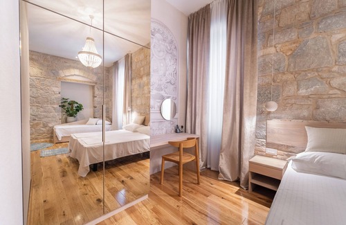 Old Town Hotel | Tifani Luxury Rooms 3