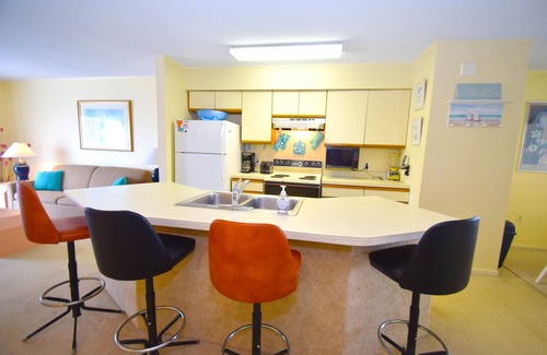 Midtown Ocean City Condominio | Tiffanie by the Sea 319D-Oceanside 55th St, W/D, AC