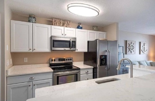 Midtown Ocean City Casa | Tiffanie by the Sea Ocean Block with pool