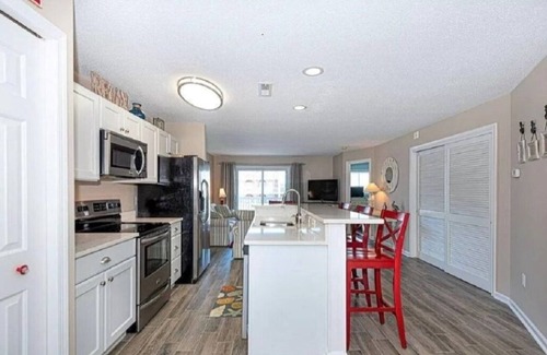 Midtown Ocean City Casa | Tiffanie by the Sea Ocean Block with pool