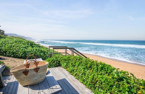 Umhlali Beach Casa | Tiffany's Beach House in Salt Rock