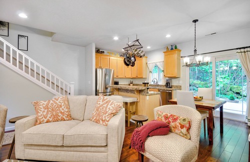 Bull Mountain Casa | Tigard Vacation Rental w/ Deck: 13 Mi to Portland!